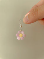 Load image into Gallery viewer, Purple Flower Earrings
