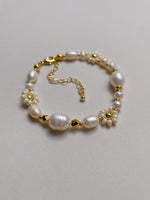 Load image into Gallery viewer, Noelle Bracelet

